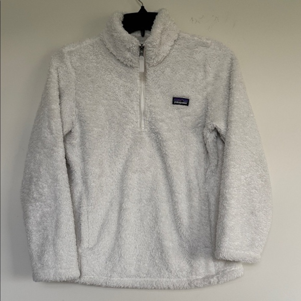 Patagonia Soft Girls White Fleece Sweater